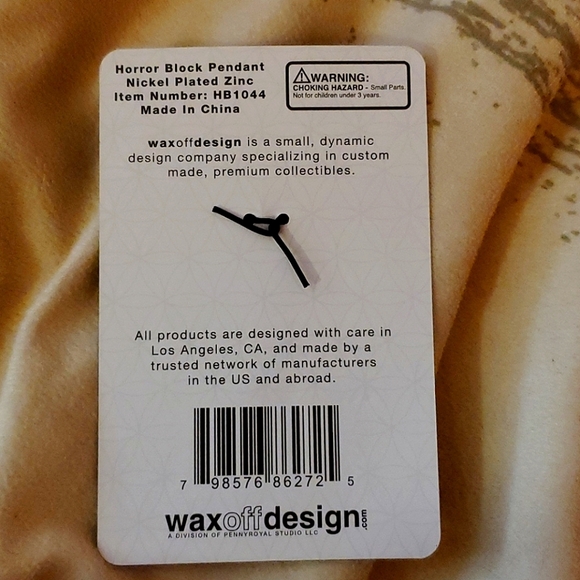 NWT - Silver Pentagram Pendant - Picture 2 of 3